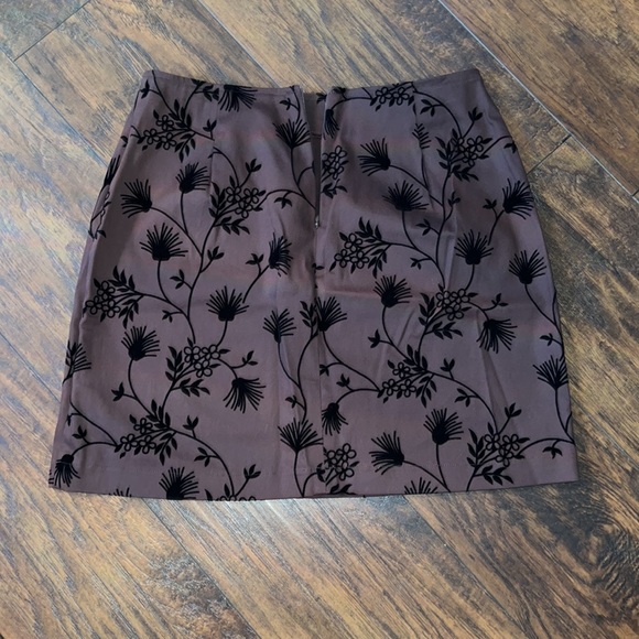 Moda Mini Skirt - Picture 4 of 5